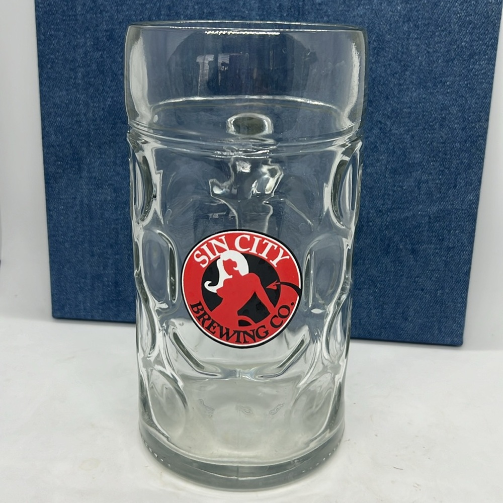 Giant 42oz Dimpled Glass Beer Mug Sin City Brewing Logo - Picture 5 of 8